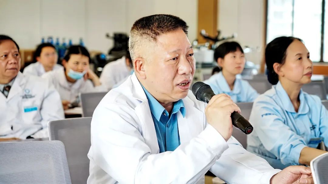 与“石”俱进:国家级专家引领四川结石病医院泌尿外科无管化技术新发展(图3) 与“石”俱进:国家级专家引领四川结石病医院泌尿外科无管化技术新发展(图3)