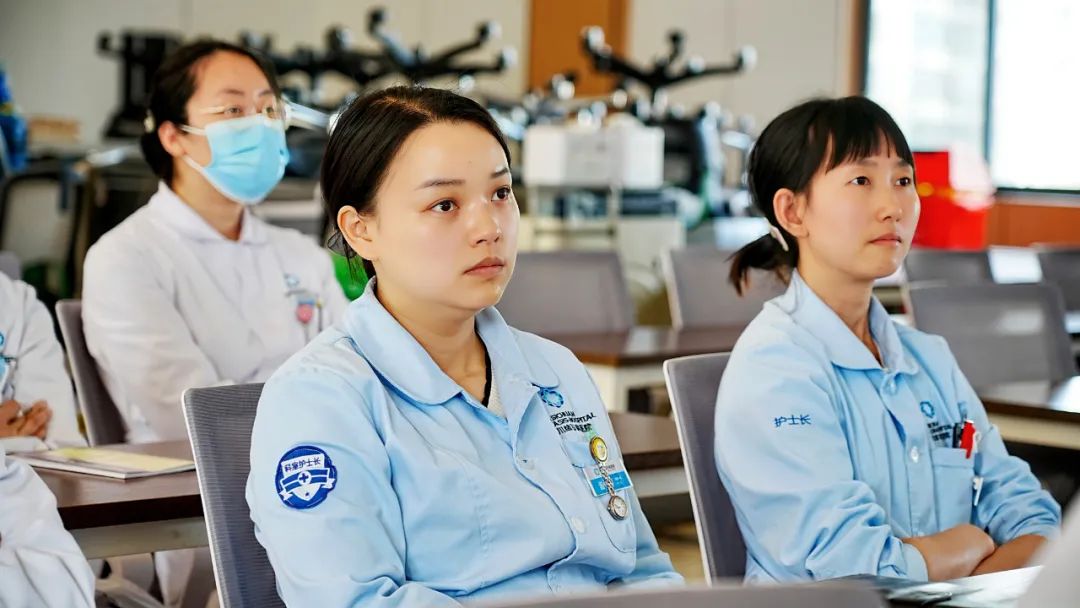 与“石”俱进:国家级专家引领四川结石病医院泌尿外科无管化技术新发展(图4) 与“石”俱进:国家级专家引领四川结石病医院泌尿外科无管化技术新发展(图4)