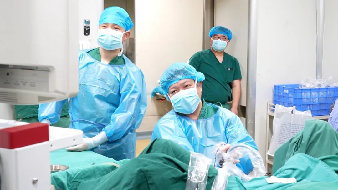 瑞梦热蒸汽消融术:破解前列腺增生难题,守护中老年男性健康【四川瑞梦培训中心】(图4) 瑞梦热蒸汽消融术:破解前列腺增生难题,守护中老年男性健康【四川瑞梦培训中心】(图4)