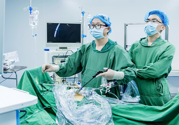 都江堰患者胆囊惊现1343颗结石 拖延治疗致胆囊坏疽【四川胆结石专科医院】(图5) 都江堰患者胆囊惊现1343颗结石 拖延治疗致胆囊坏疽【四川胆结石专科医院】(图5)