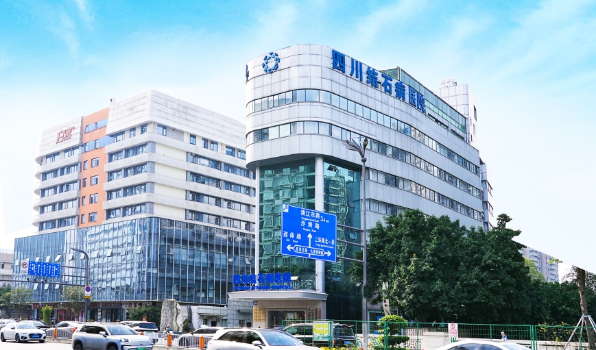 126颗结石藏胆囊!杭州男子赴川保胆手术登热搜,这些风险别忽视(图4) 126颗结石藏胆囊!杭州男子赴川保胆手术登热搜,这些风险别忽视(图4)