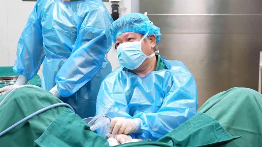 3分钟终结4年“枷锁”！ 瑞梦技术助七旬老人摆脱尿管【四川瑞梦诊疗中心】(图1)