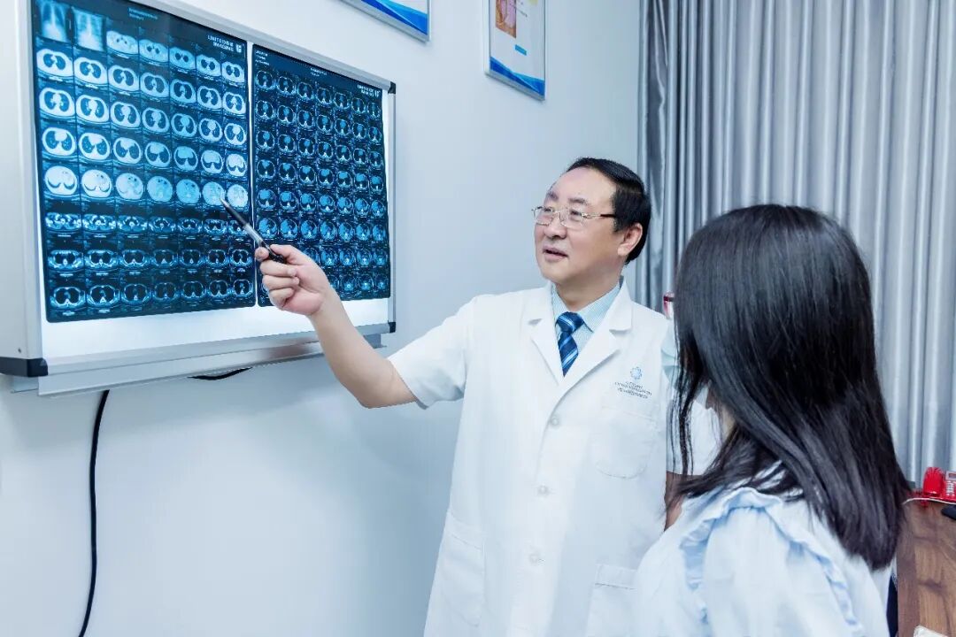 肾里揣着“鹌鹑蛋”,手术排队一个月?我院为治疗按下“加速键”(图5) 肾里揣着“鹌鹑蛋”,手术排队一个月?我院为治疗按下“加速键”(图5)